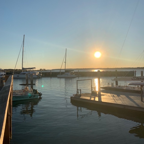 Welcome To My Closet Have Fun Shopping - Picture 12 of 15